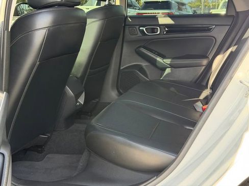 Used 2022 Honda Civic Touring image 18