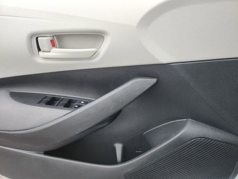 Used 2024 Toyota Corolla LE image 28