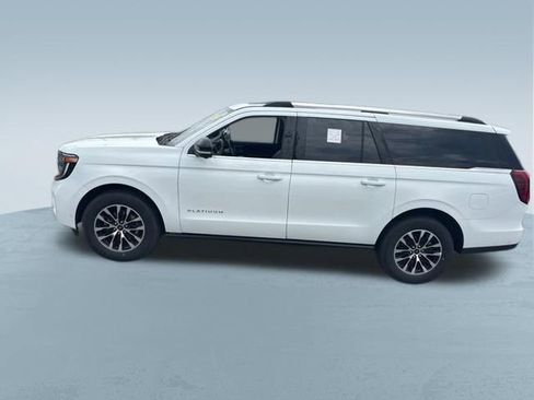 Used 2025 Ford Expedition Max Platinum AWD/4WD image 4