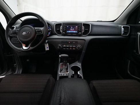 Used 2018 Kia Sportage LX AWD/4WD image 5