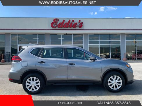 Used 2018 Nissan Rogue S image 1