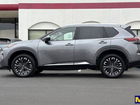 Used 2025 Nissan Rogue Platinum w/ Platinum Premium Package AWD/4WD image 7
