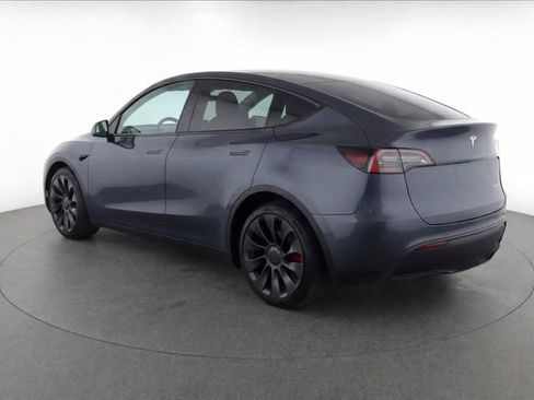 Used 2022 Tesla Model Y Performance AWD/4WD image 3