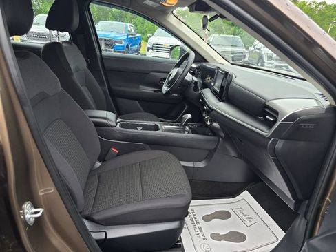Used 2025 Nissan Kicks S FWD image 12