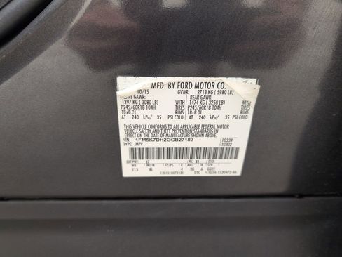 Used 2016 Ford Explorer XLT w/ Equipment Group 201A FWD image 46