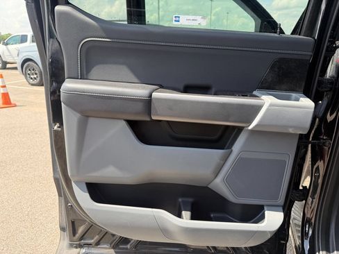 Used 2021 Ford F150 XLT w/ Equipment Group 302A High AWD/4WD image 8