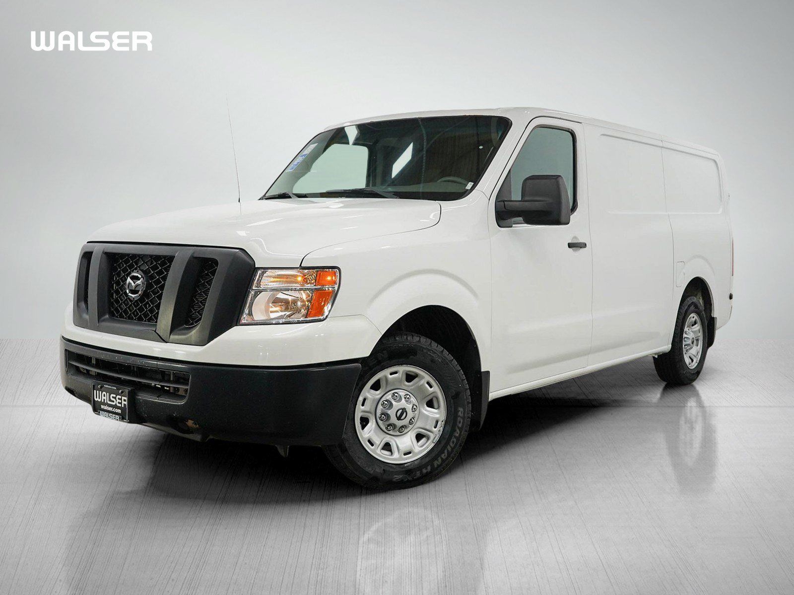 Used 2018 Nissan NV 2500 SV w/ Navigation Package RWD image 1
