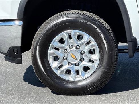 New 2026 Chevrolet Silverado 3500 LT w/ All Star Edition AWD/4WD image 32