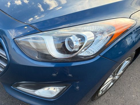 Used 2016 Hyundai Elantra GT FWD image 9