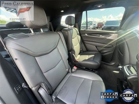 Certified 2025 Cadillac XT6 Premium Luxury image 27