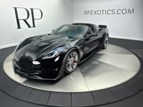 Used 2018 Chevrolet Corvette Z06 RWD image 1