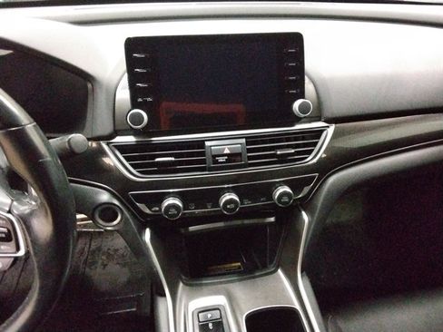 Used 2022 Honda Accord Sport image 12
