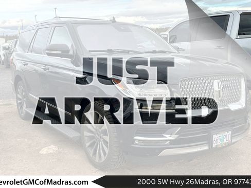 Used 2020 Lincoln Navigator Reserve image 1