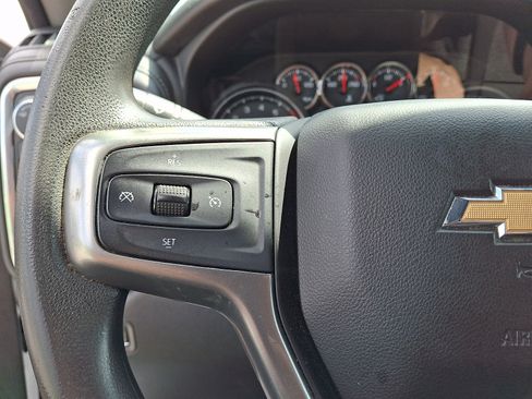 Used 2020 Chevrolet Silverado 1500 LT AWD/4WD image 20