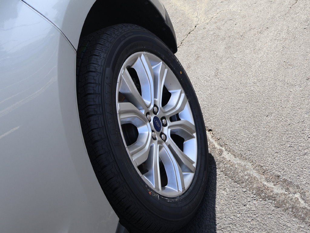Used 2022 Ford Edge Titanium AWD/4WD image 40