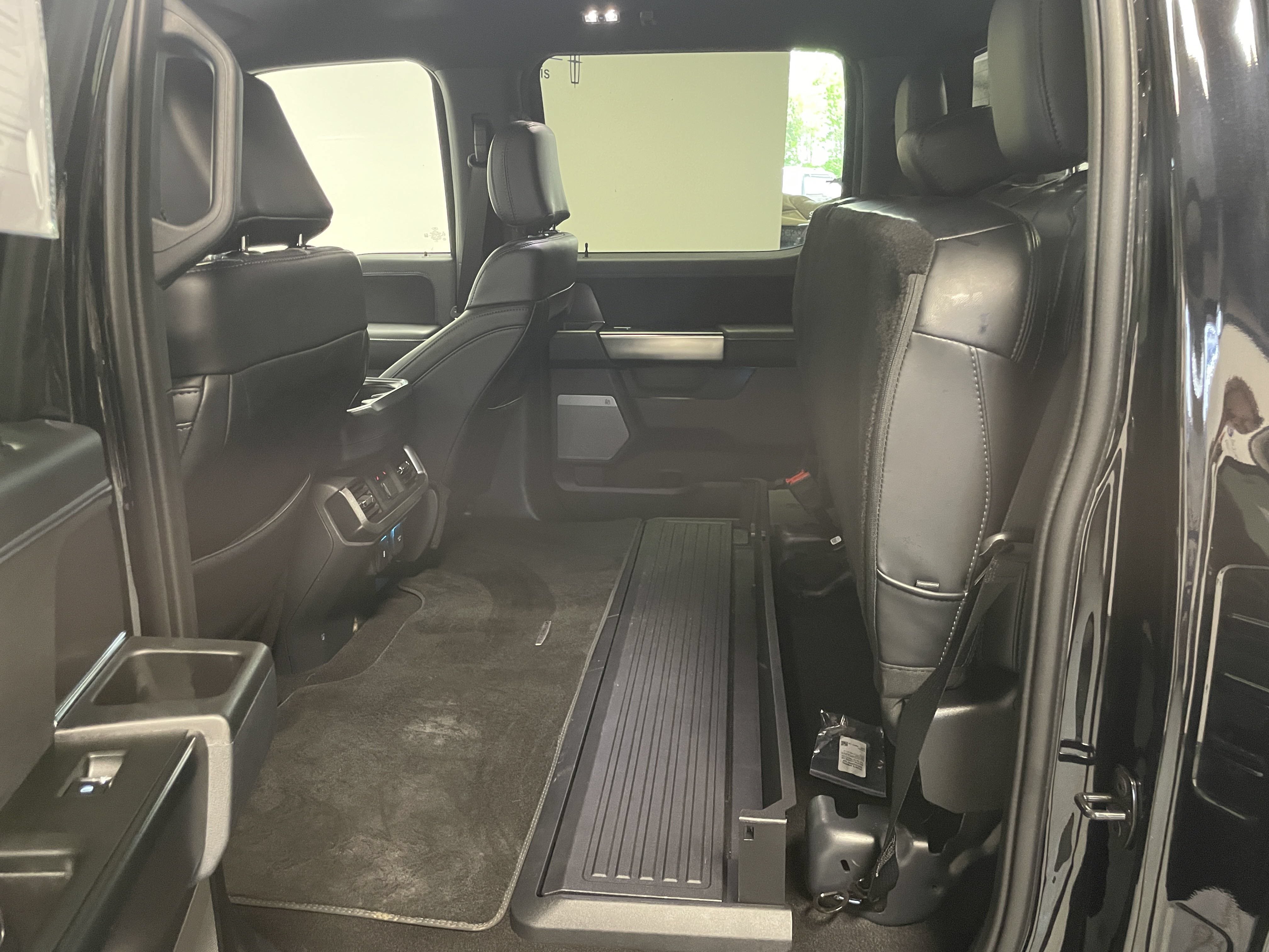 Used 2024 Ford F150 Platinum AWD/4WD image 27