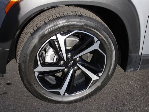 Used 2023 Chevrolet TrailBlazer RS w/ Convenience Package image 14