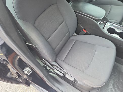 Used 2022 Chevrolet Malibu RS FWD image 16