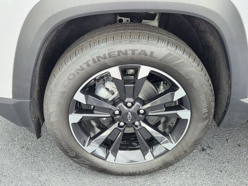 New 2027 Chevrolet Equinox RS w/ Safety and Technology Package AWD/4WD image 4
