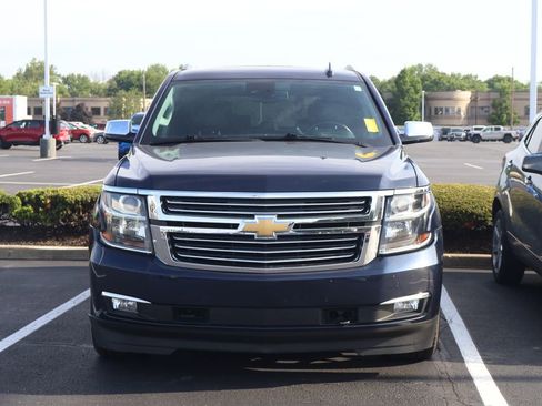 Used 2020 Chevrolet Tahoe Premier AWD/4WD image 2