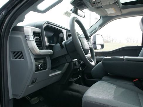 New 2026 Ford F350 XLT image 19