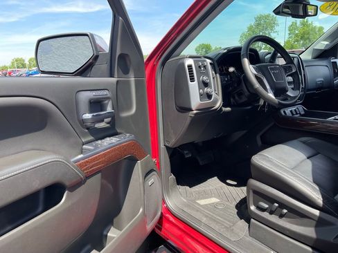 Used 2018 GMC Sierra 1500 SLT AWD/4WD image 14
