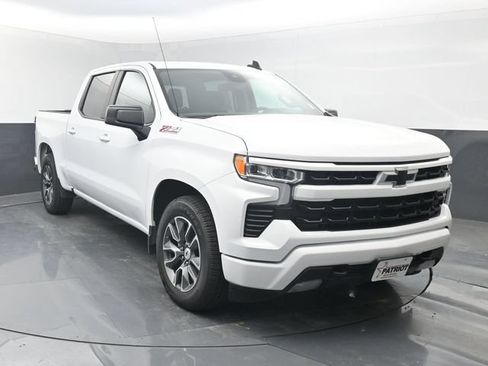 Used 2023 Chevrolet Silverado 1500 RST w/ Z71 Off-Road Package AWD/4WD image 30