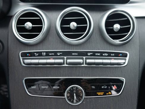 Used 2019 Mercedes-Benz C 300 Sedan image 36