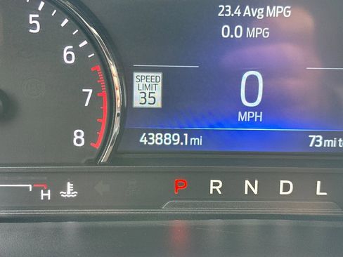 Used 2022 Ford Explorer ST-Line w/ Class IV Trailer Tow Package image 20