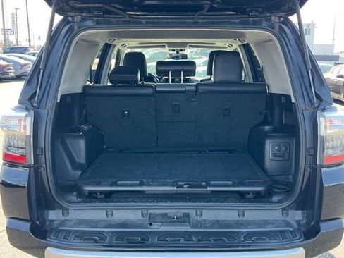 Used 2016 Toyota 4Runner Limited image 10