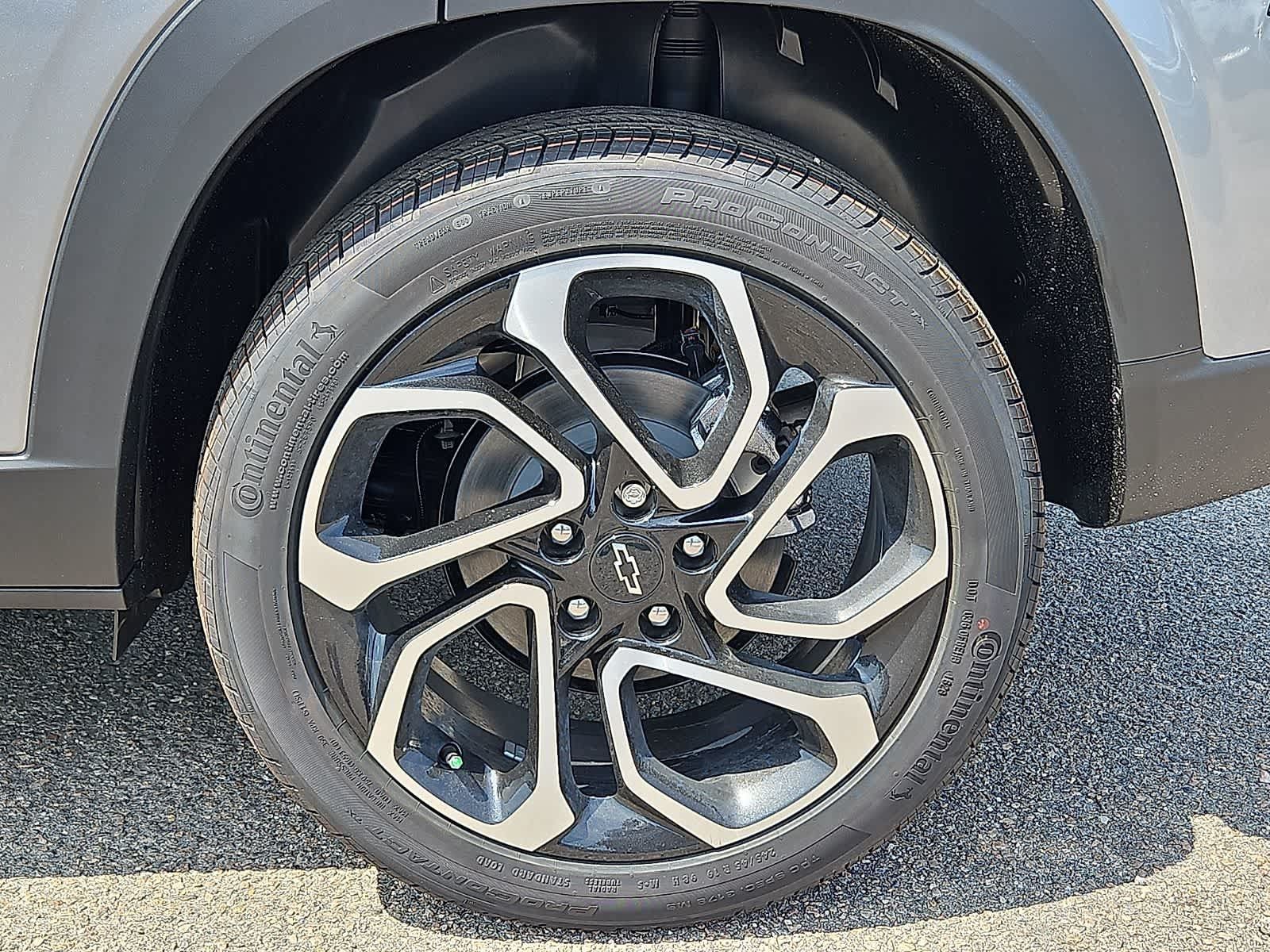 New 2026 Chevrolet Trax RS w/ Driver Confidence Package FWD image 7