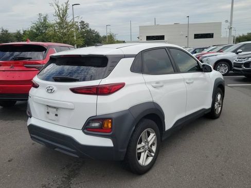 Used 2021 Hyundai Kona SE FWD image 4