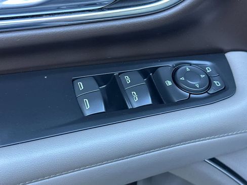 Used 2023 Chevrolet Suburban LS w/ Driver Alert Package image 19