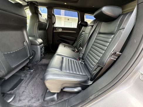 Used 2018 Jeep Grand Cherokee Limited AWD/4WD image 37