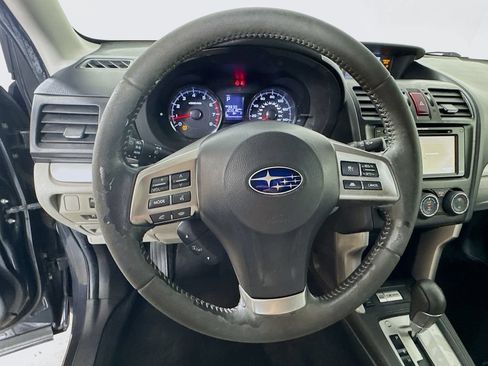 Used 2014 Subaru Forester 2.5i Touring AWD/4WD image 11