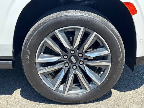 Used 2022 Cadillac Escalade Sport w/ Touring Package AWD/4WD image 35