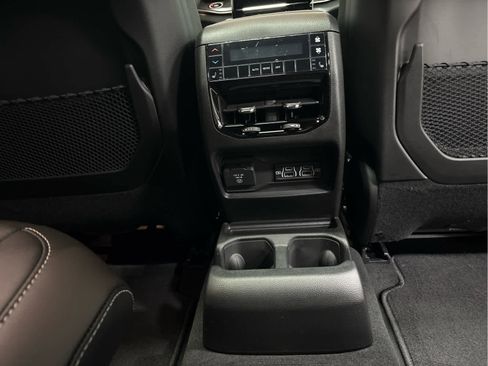 New 2025 Jeep Grand Cherokee L Limited image 22