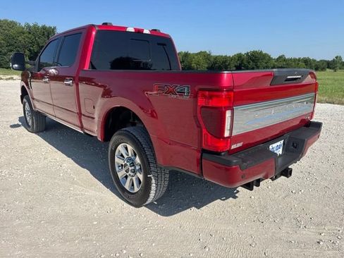 Used 2020 Ford F250 Platinum w/ FX4 Off-Road Package AWD/4WD image 4