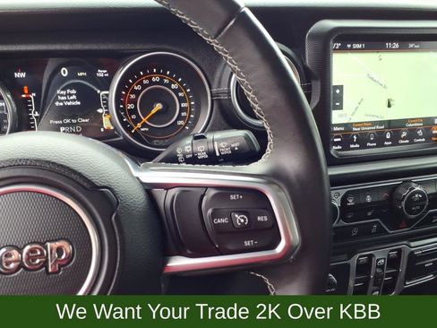 Used 2018 Jeep Wrangler Unlimited Sahara image 17