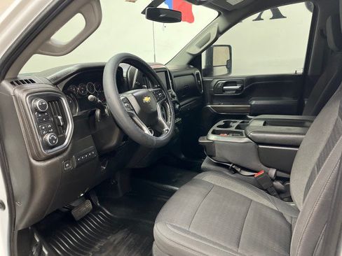 Used 2022 Chevrolet Silverado 2500 LT w/ Convenience Package AWD/4WD image 31