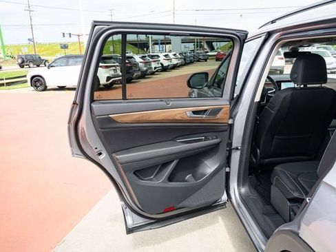 New 2026 Volkswagen Atlas SE FWD image 14