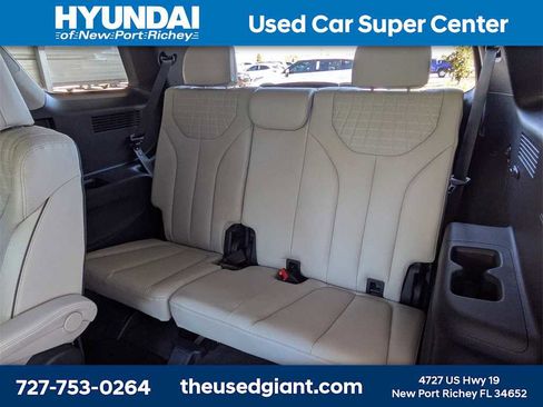 Used 2023 Hyundai Palisade Limited image 16