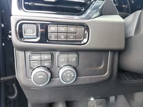 New 2026 GMC Yukon Denali image 23