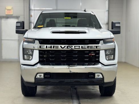 Used 2023 Chevrolet Silverado 2500 LT w/ Convenience Package image 2