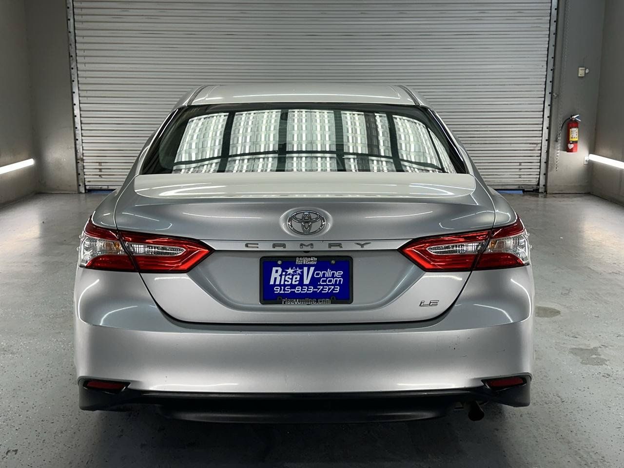 Used 2018 Toyota Camry LE FWD image 7