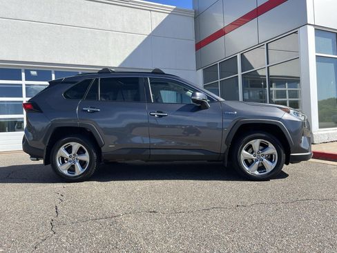 Used 2021 Toyota RAV4 Limited AWD/4WD image 22