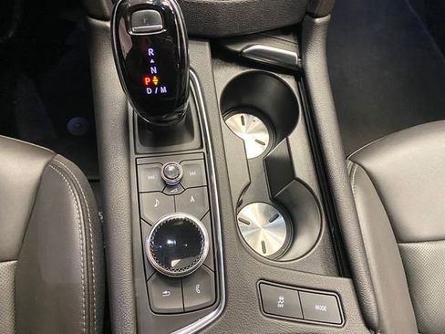 Used 2023 Cadillac XT6 Premium Luxury image 21