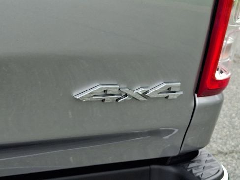 Used 2022 RAM 1500 Big Horn AWD/4WD image 29