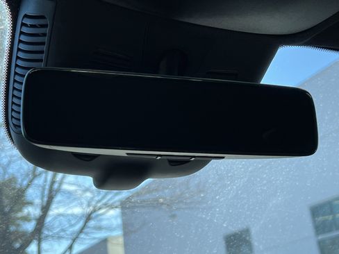 Certified 2025 Mercedes-Benz GLB 250 4MATIC image 27