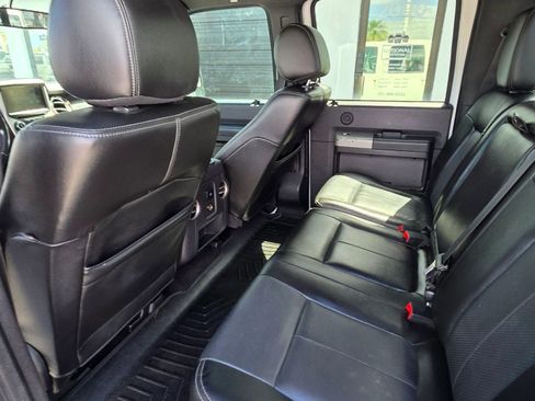 Used 2015 Ford F250 Lariat image 12